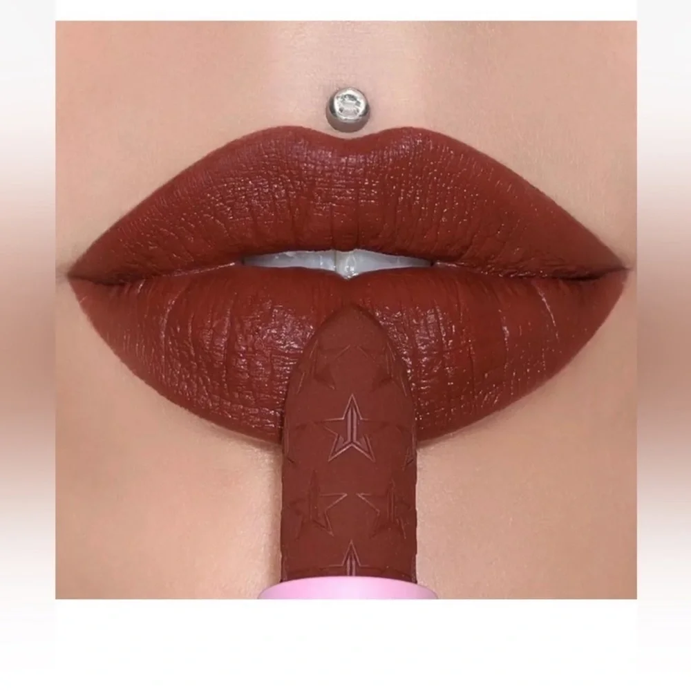 Jeffree Star UNICORN BLOOD velvet trap lipstick